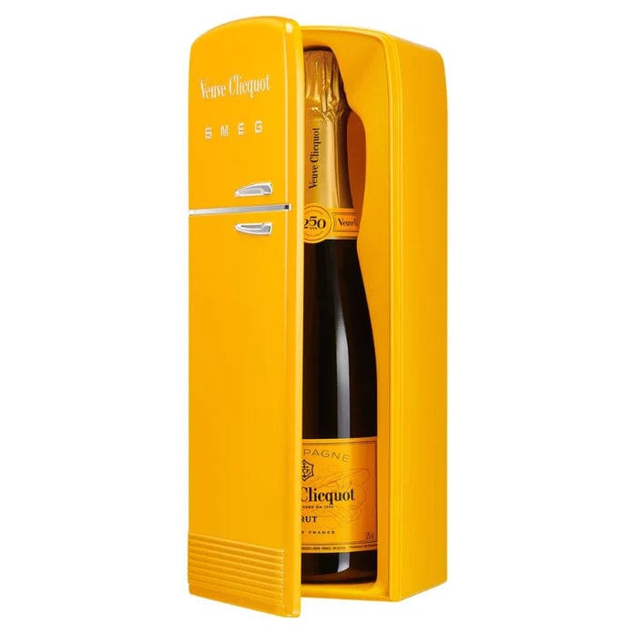 Veuve Clicquot Label – Company Brut Yellow Triangle Wine